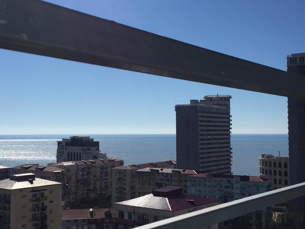Stars Apartment Batumi Bagian luar foto