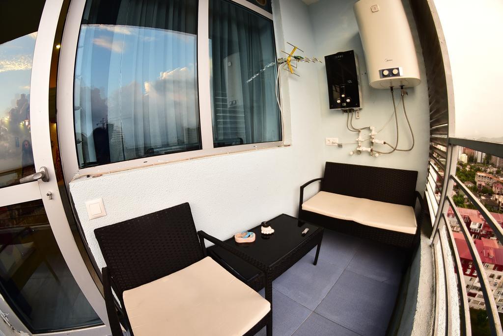 Stars Apartment Batumi Bagian luar foto